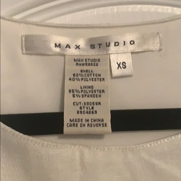 Dress​ - Picture 2 of 3